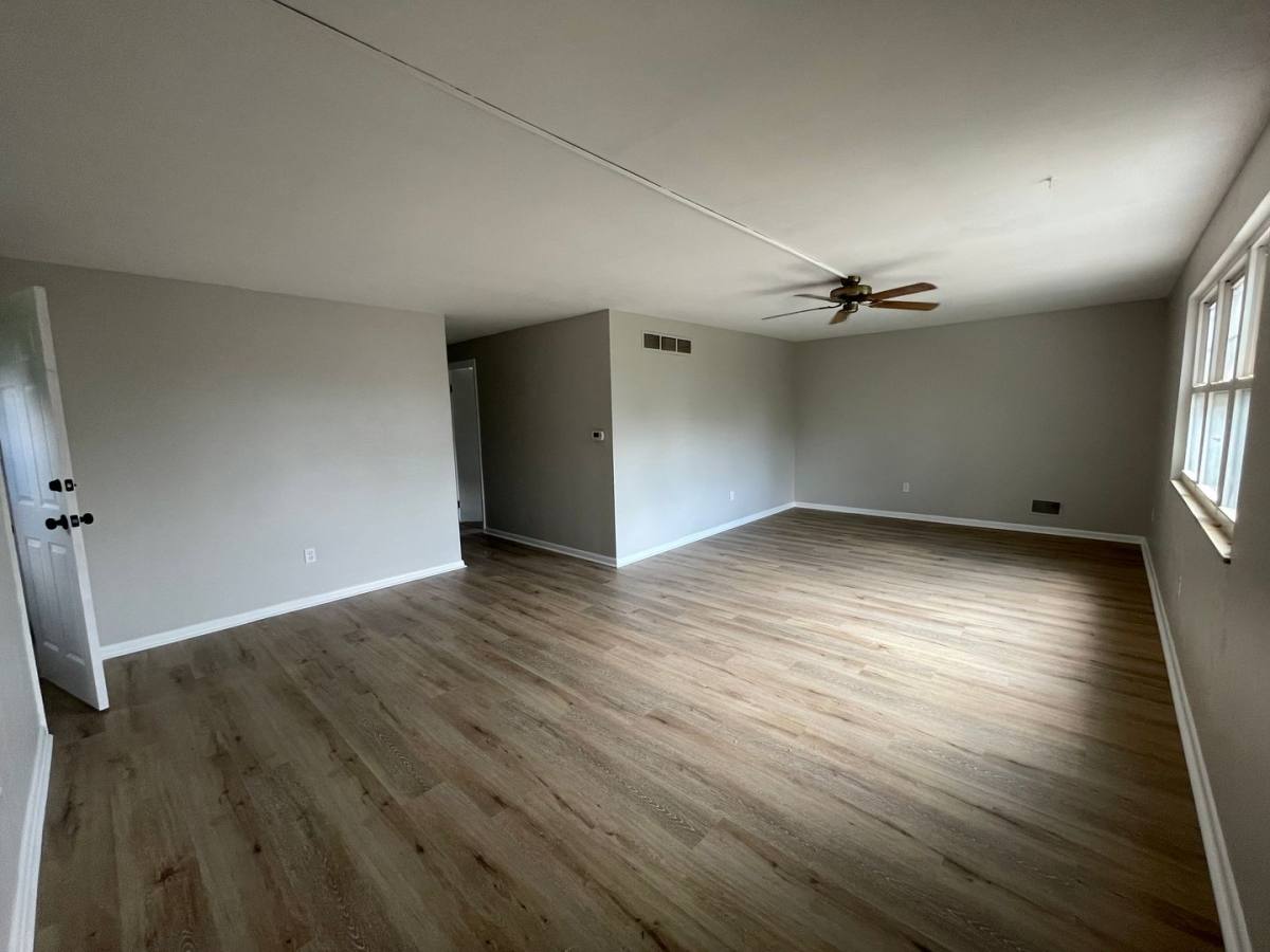 Apartment for rent at 112 Woodlawn Ave, Pittsburgh, PA 15202
