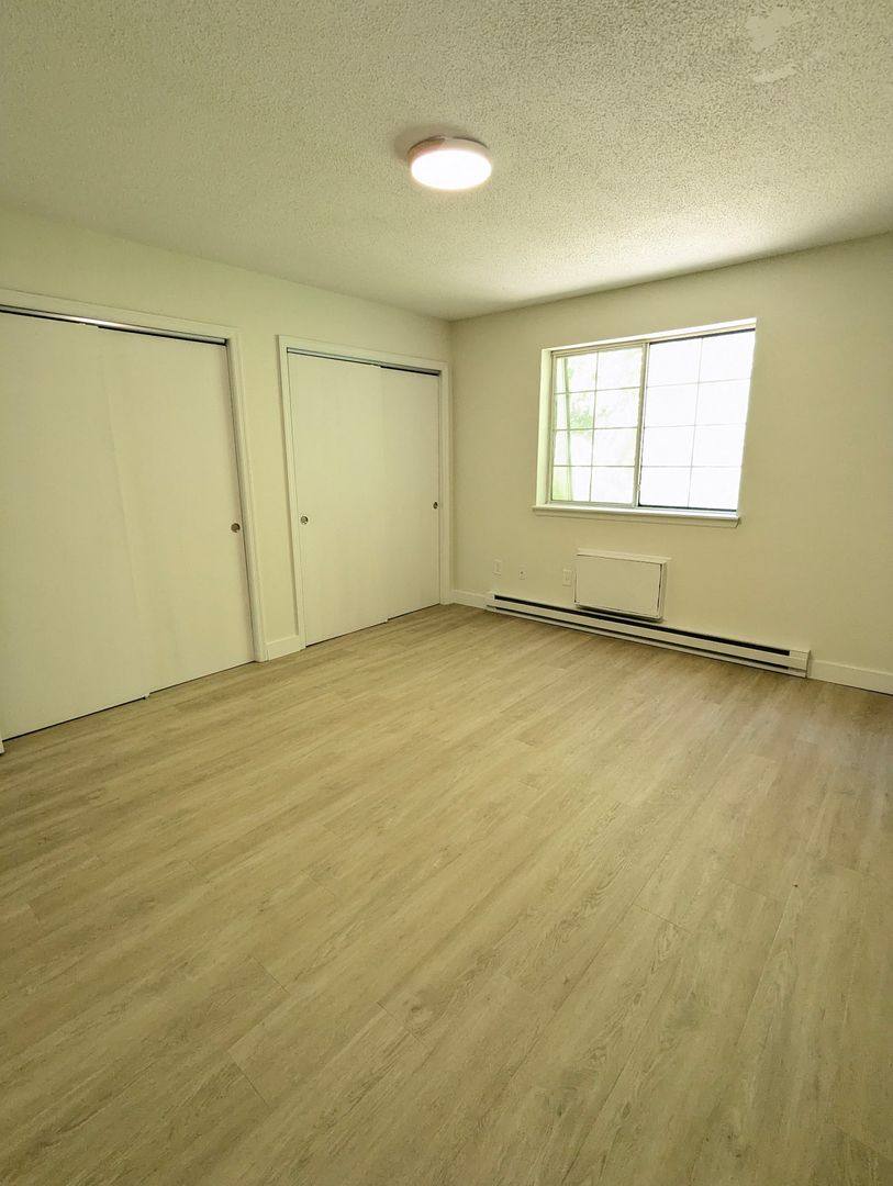 Apartment for rent at 446 Perkins Ave, Waterbury, CT 06704