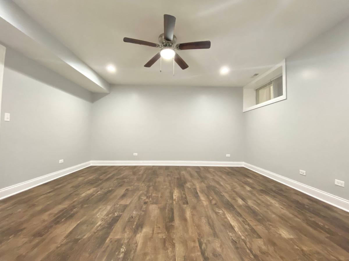Apartment for rent at 4506 N Sheridan, Chicago, IL 60640