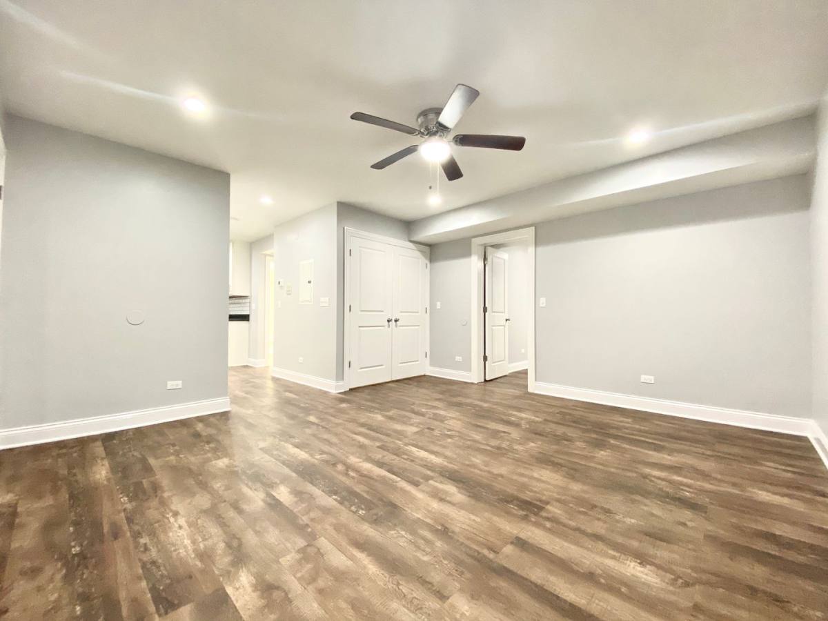 Apartment for rent at 4506 N Sheridan, Chicago, IL 60640