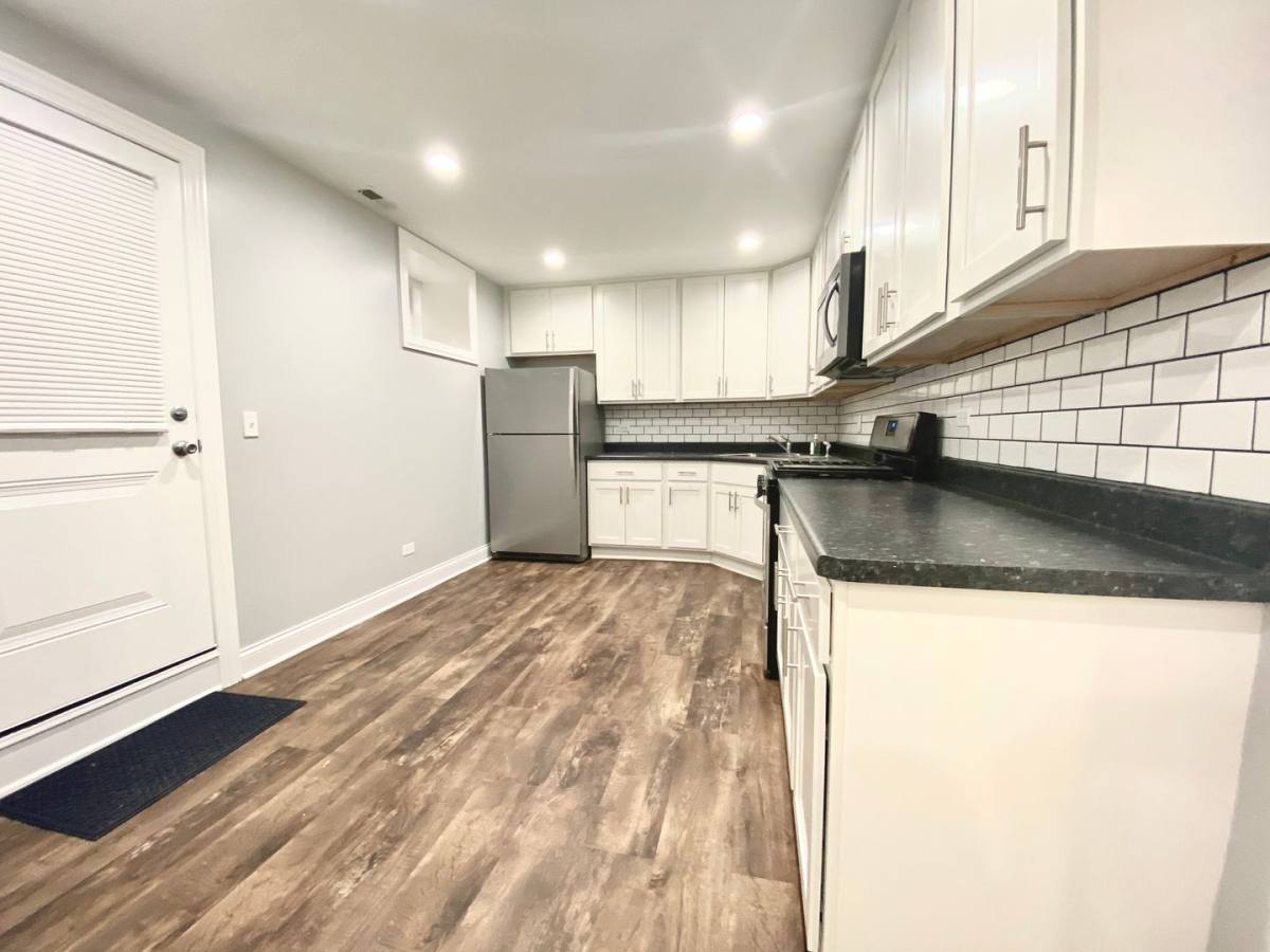 Apartment for rent at 4506 N Sheridan, Chicago, IL 60640