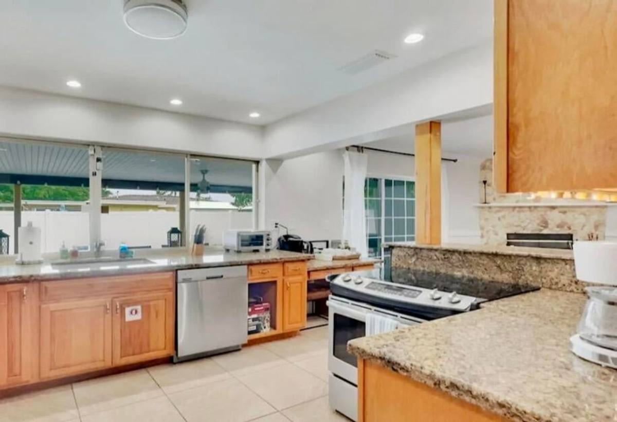 House for rent at 5940 NE 22nd, Fort Lauderdale, FL 33308