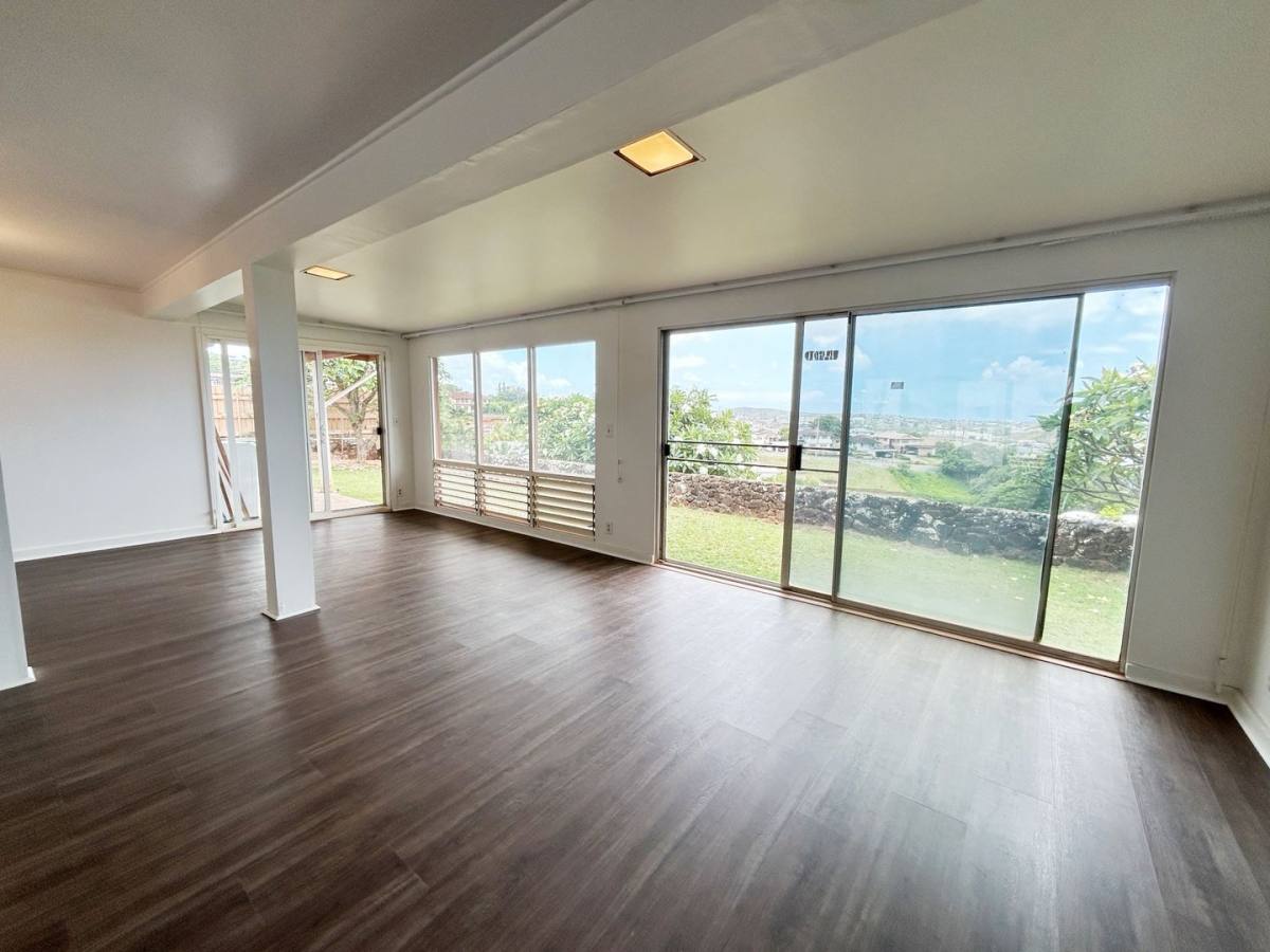 Apartment for rent at 98-835 Iliee St, Aiea, HI 96701