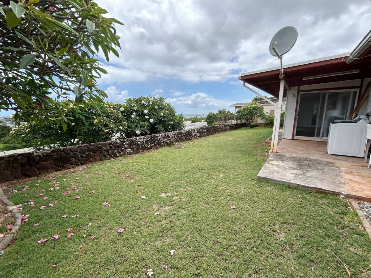 Apartment for rent at 98-835 Iliee St, Aiea, HI 96701