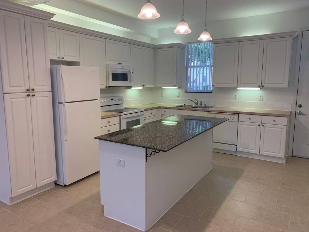 Townhouse for rent at 2080 Heritage Key Blvd, Kissimmee, FL 34744
