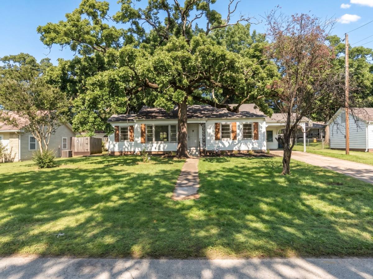 House for rent at 2307 S 23rd St, Fort Smith, AR 72901