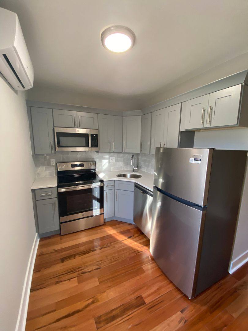 Apartment for rent at 310 Dickinson St, Philadelphia, PA 19147