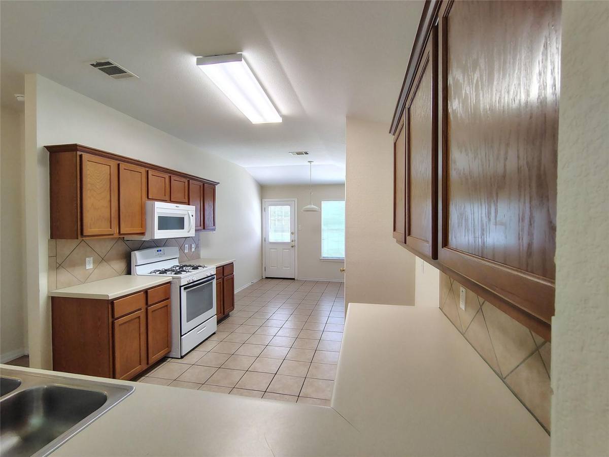 House for rent at 100 Steven St, Hutto, TX 78634
