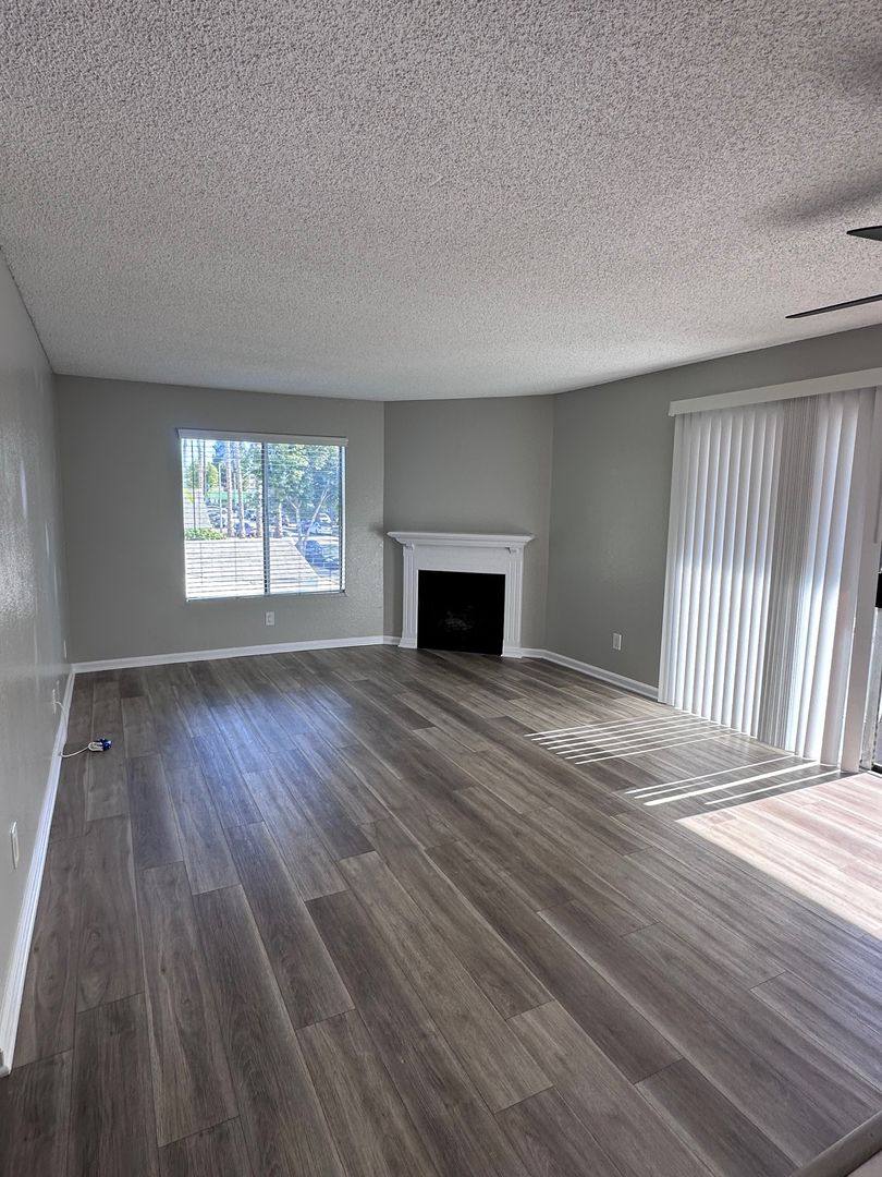 Apartment for rent at 766 Gardenia Ave, Long Beach, CA 90813