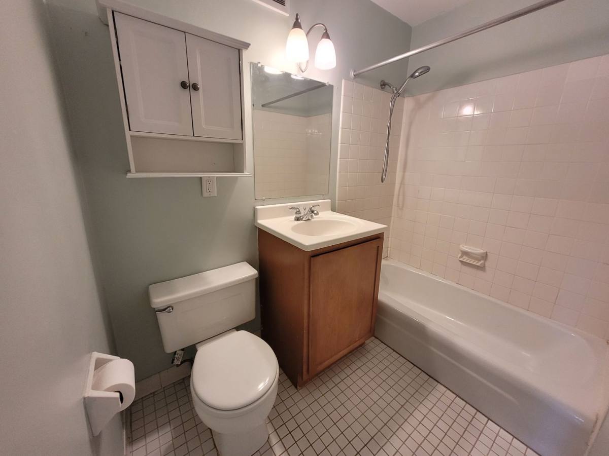 Apartment for rent at 3150 Excelsior Blvd, Minneapolis, MN 55416