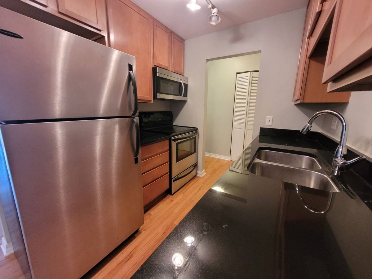 Apartment for rent at 3150 Excelsior Blvd, Minneapolis, MN 55416