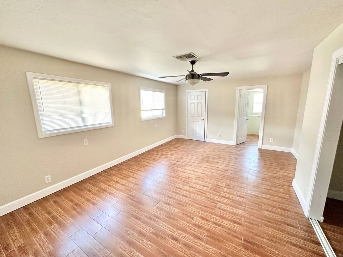 House for rent at 3140 Caledonia Ave, Naples, FL 34112