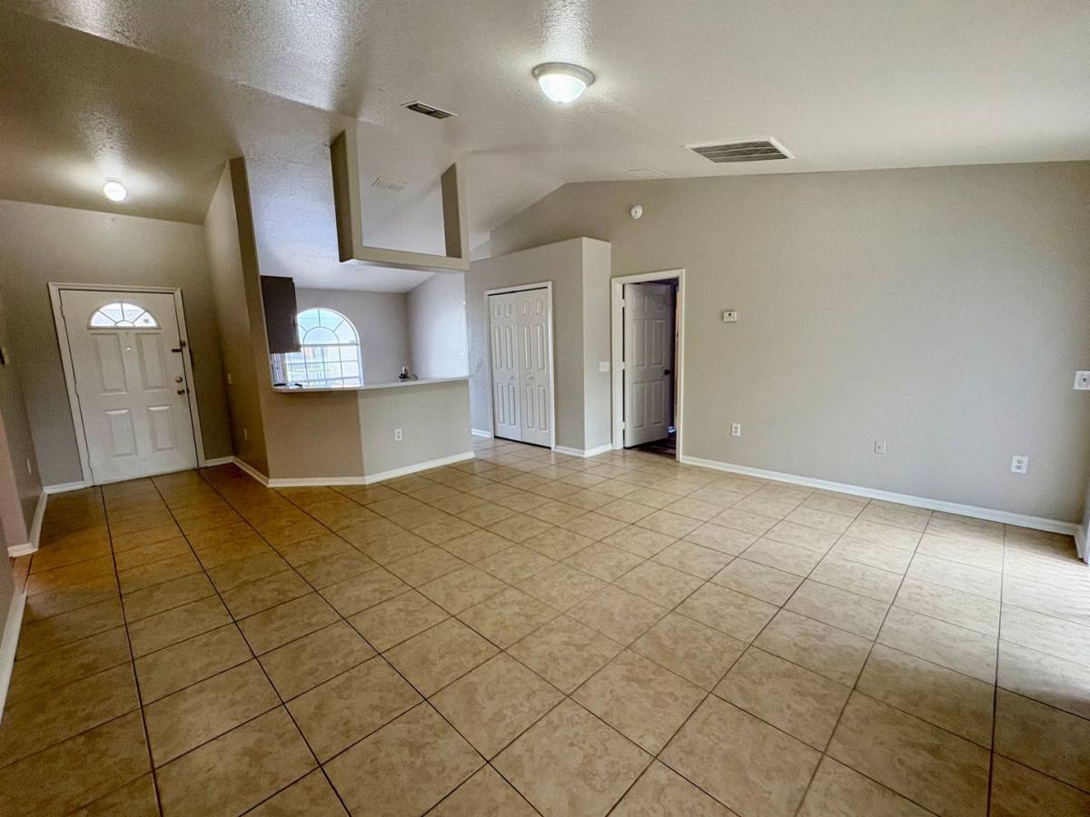 House for rent at 609 Tamarin Lane, Kissimmee, FL 34759