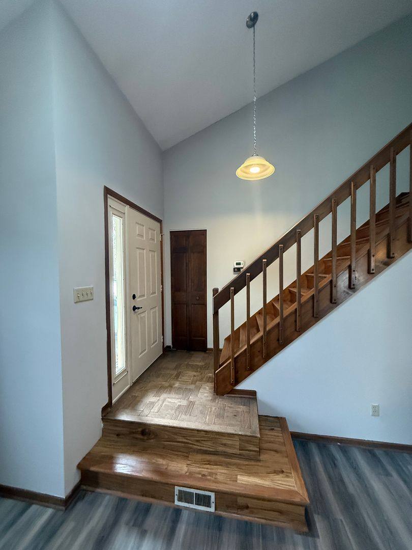 House for rent at 5123 Pinebrook Dr, Fort Wayne, IN 46804