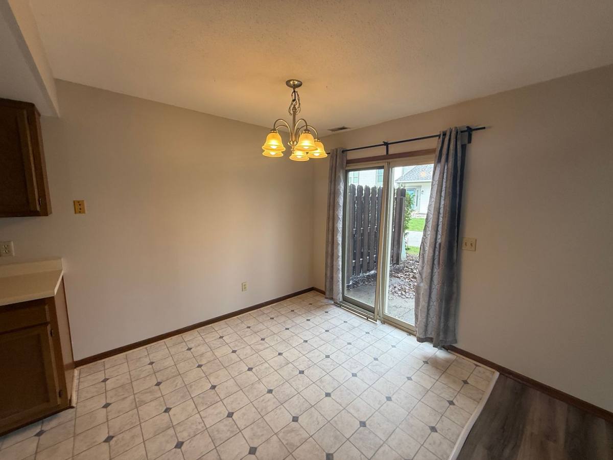 House for rent at 5123 Pinebrook Dr, Fort Wayne, IN 46804