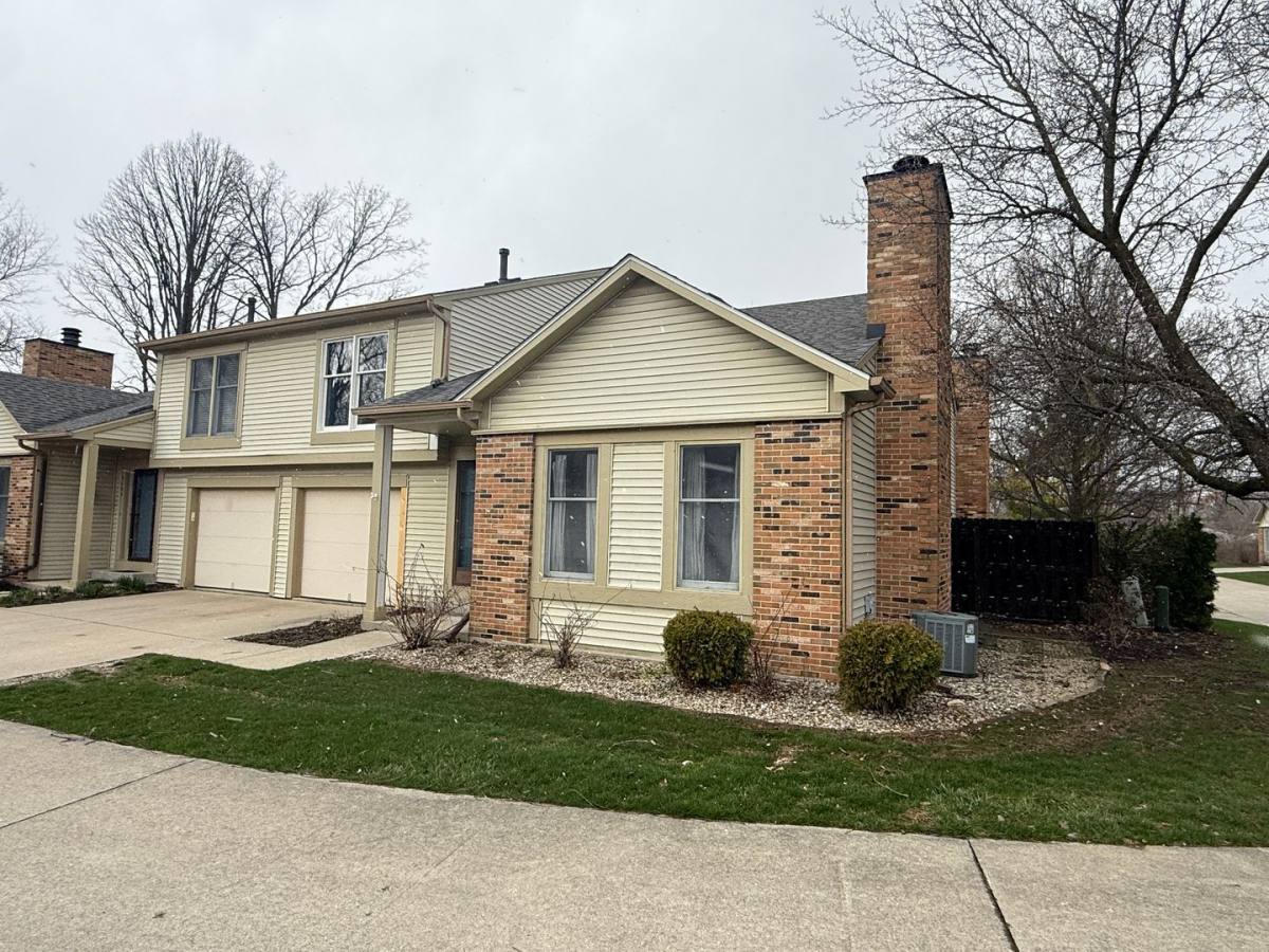 House for rent at 5123 Pinebrook Dr, Fort Wayne, IN 46804