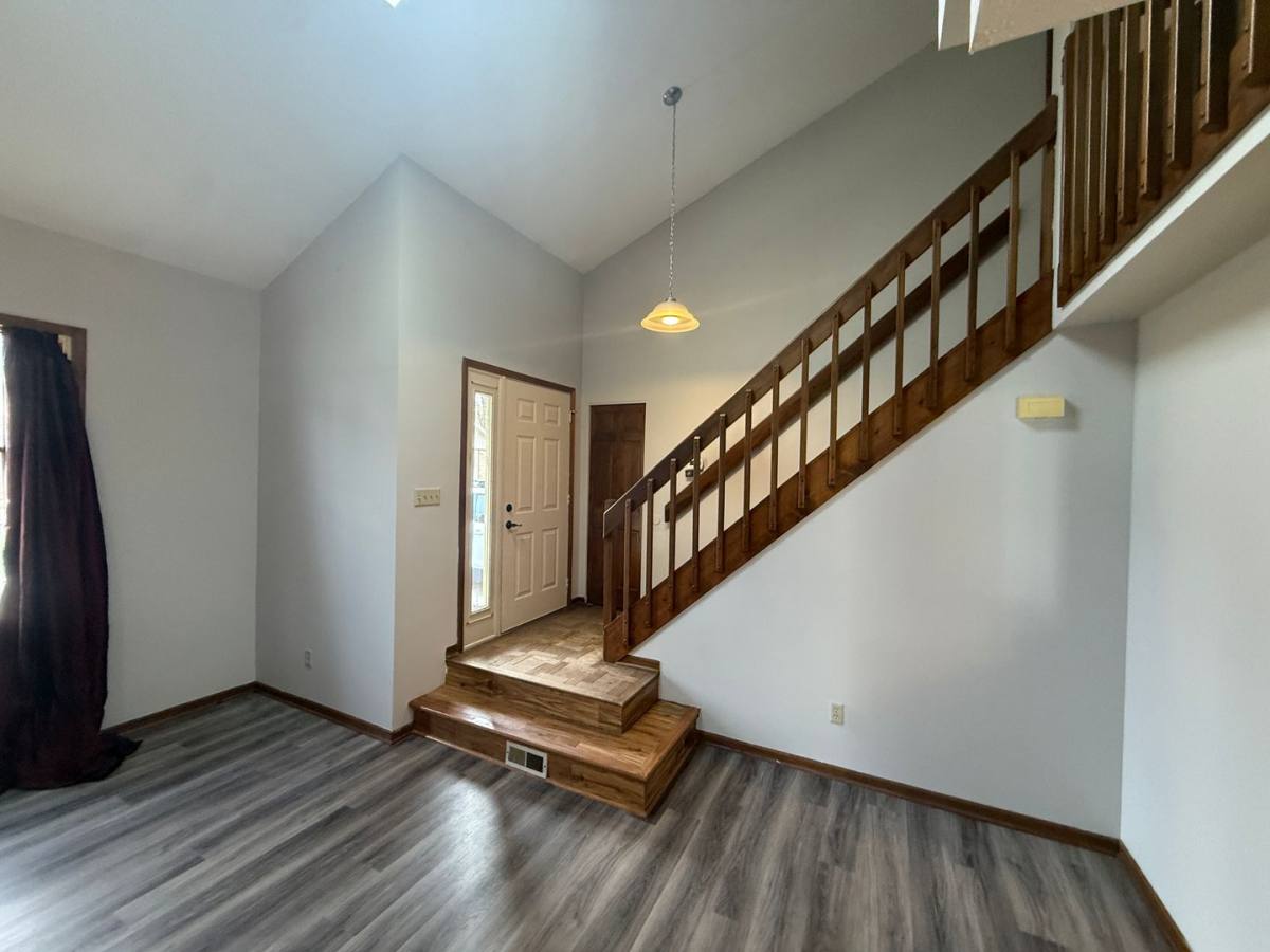 House for rent at 5123 Pinebrook Dr, Fort Wayne, IN 46804