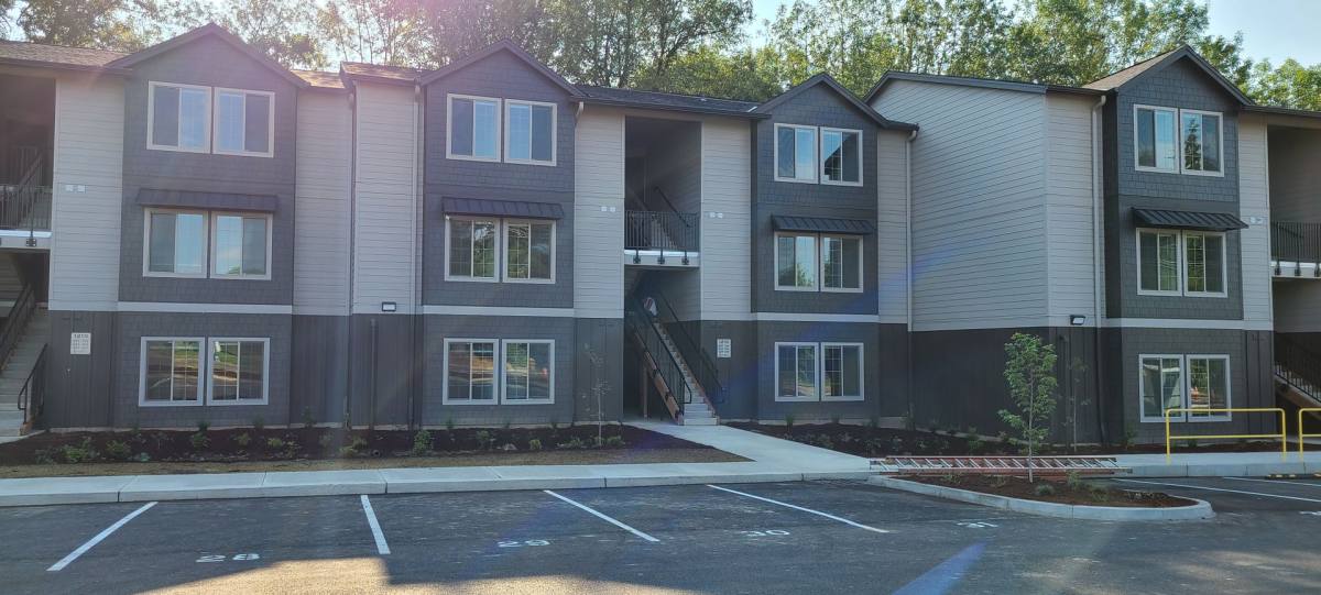 Apartment for rent at 1306 N Springbrook Rd, Newberg, OR 97132