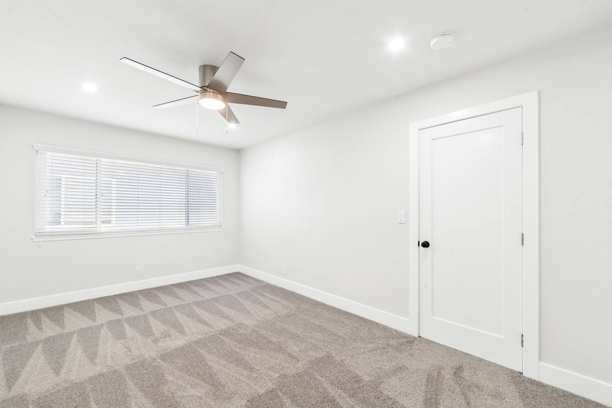 Apartment for rent at 402 13th St, Huntington Beach, CA 92648