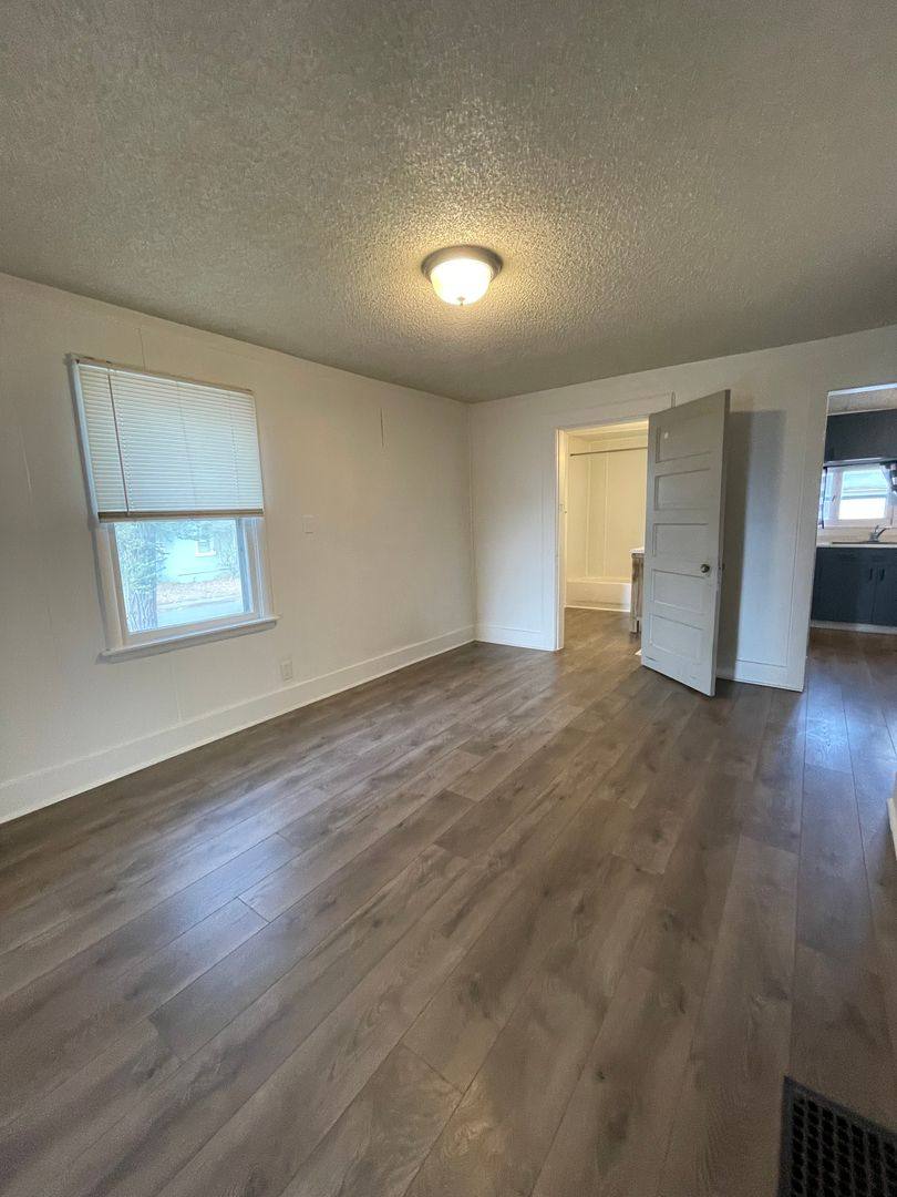 House for rent at 896 W 5th, Emporia, KS 66801