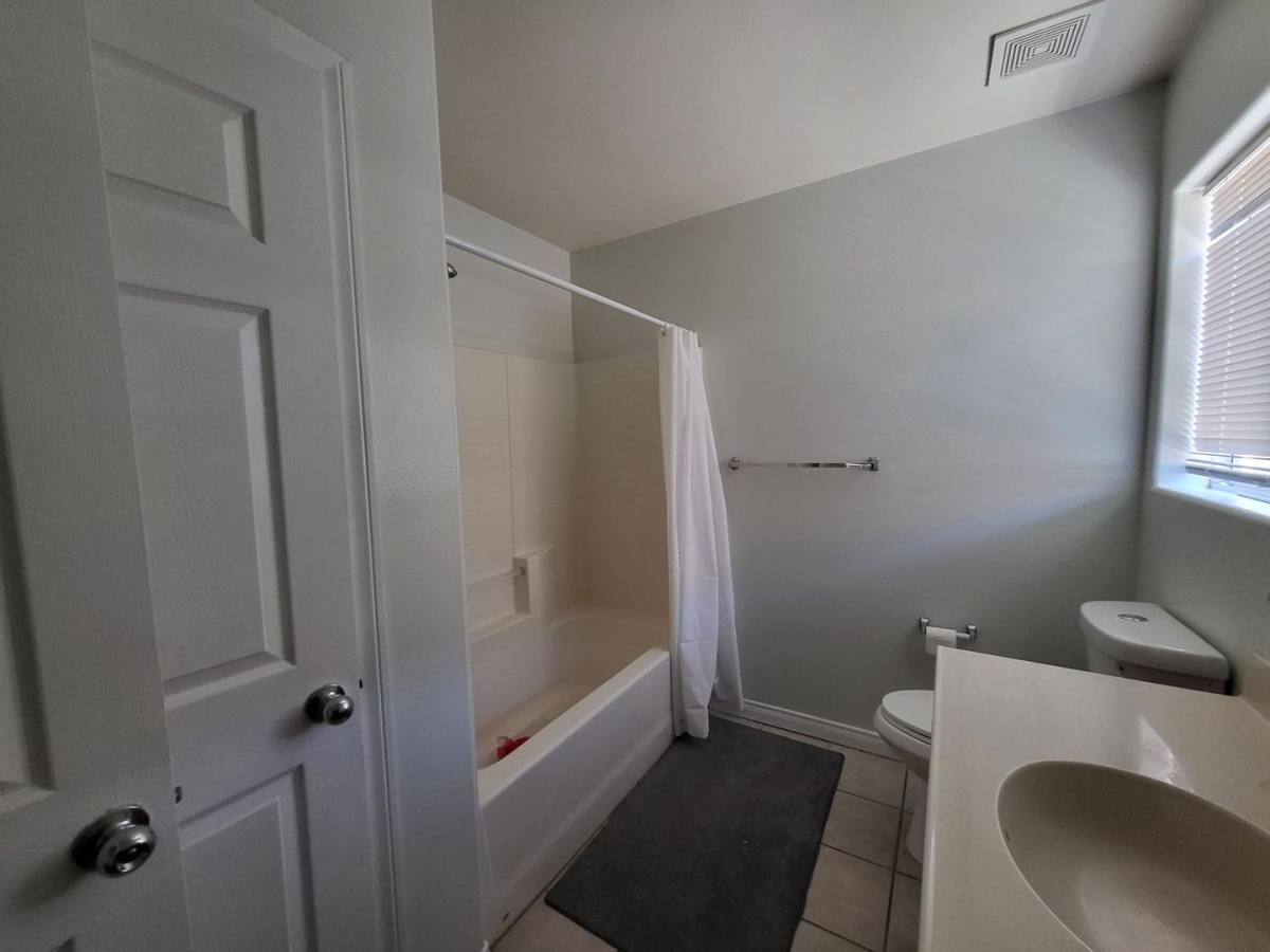 Apartment for rent at 66700 Crescent Dr, Desert Hot Springs, CA 92240