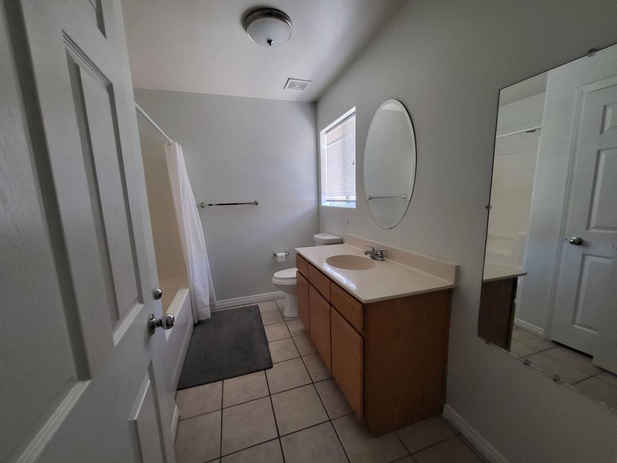 Apartment for rent at 66700 Crescent Dr, Desert Hot Springs, CA 92240