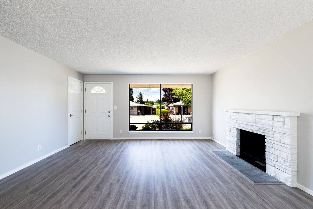 House for rent at 654 Jefferson Ave NE, Renton, WA 98056
