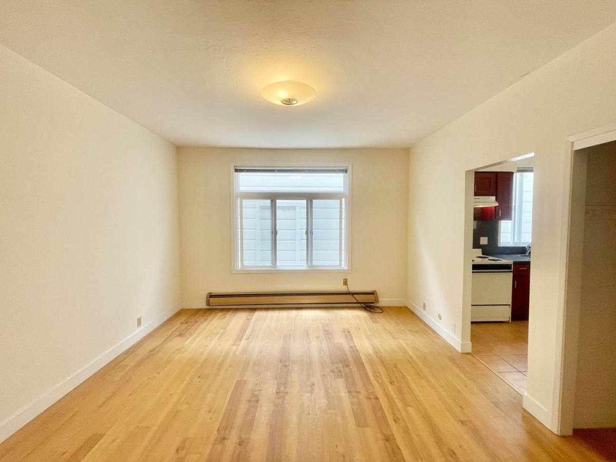 Apartment for rent at 1324 Jackson St, San Francisco, CA 94109