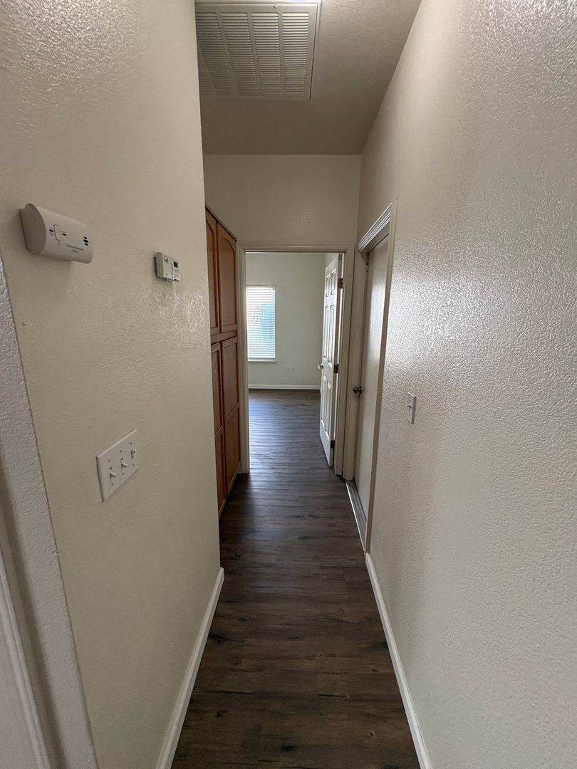 Apartment for rent at 1311-1323 S Crowe St, Visalia, CA 93277