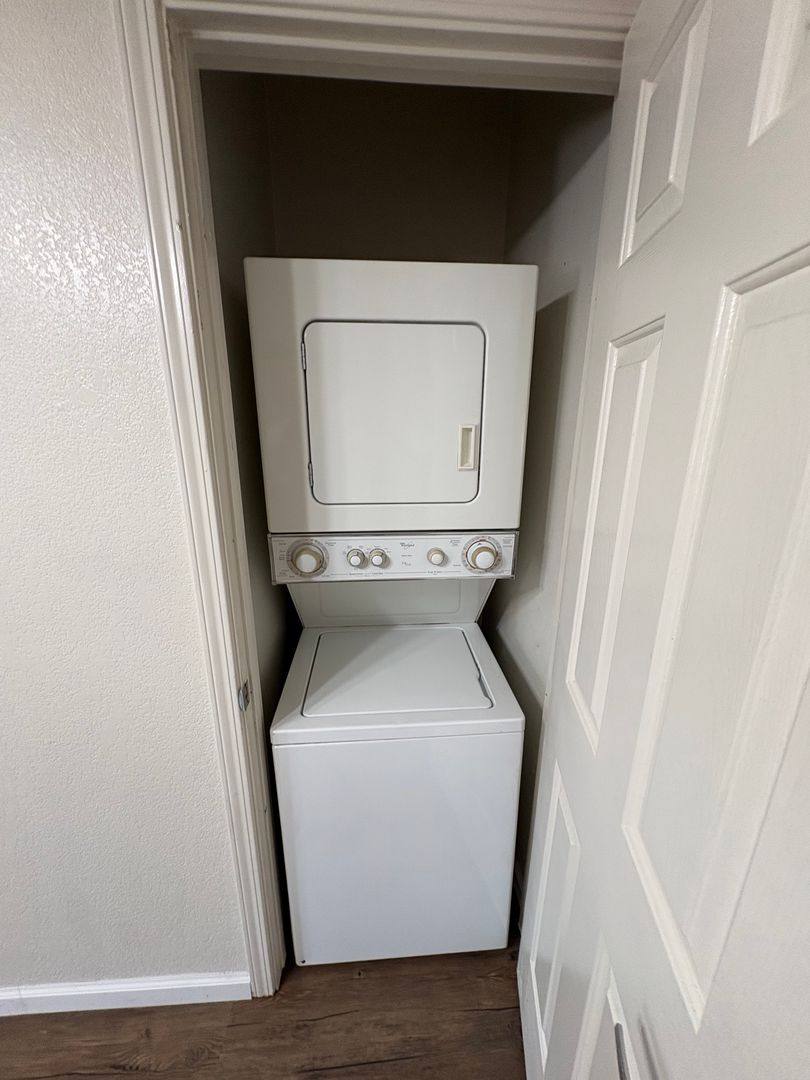 Apartment for rent at 1311-1323 S Crowe St, Visalia, CA 93277