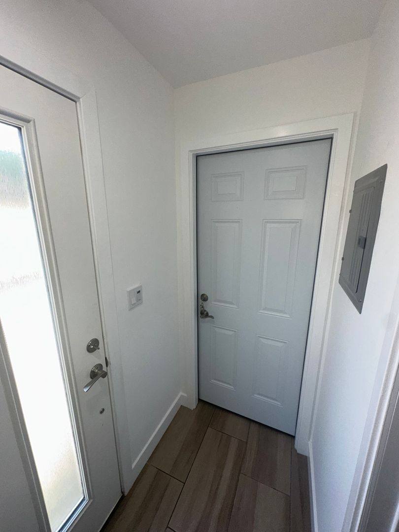 Townhouse for rent at 16561 Vine Terrace, Van Nuys, CA 91406