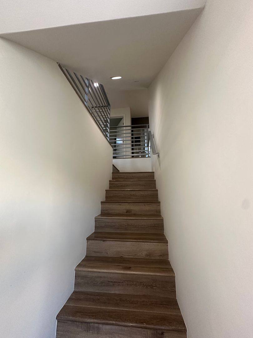 Townhouse for rent at 16561 Vine Terrace, Van Nuys, CA 91406