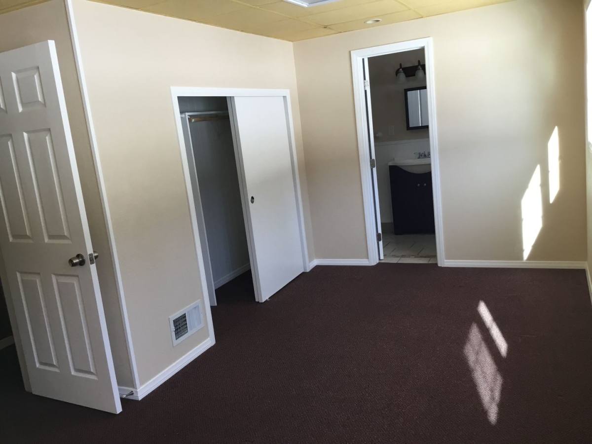 Apartment for rent at 43405 Sheep Horn Rd, Big Bear Lake, CA 92315