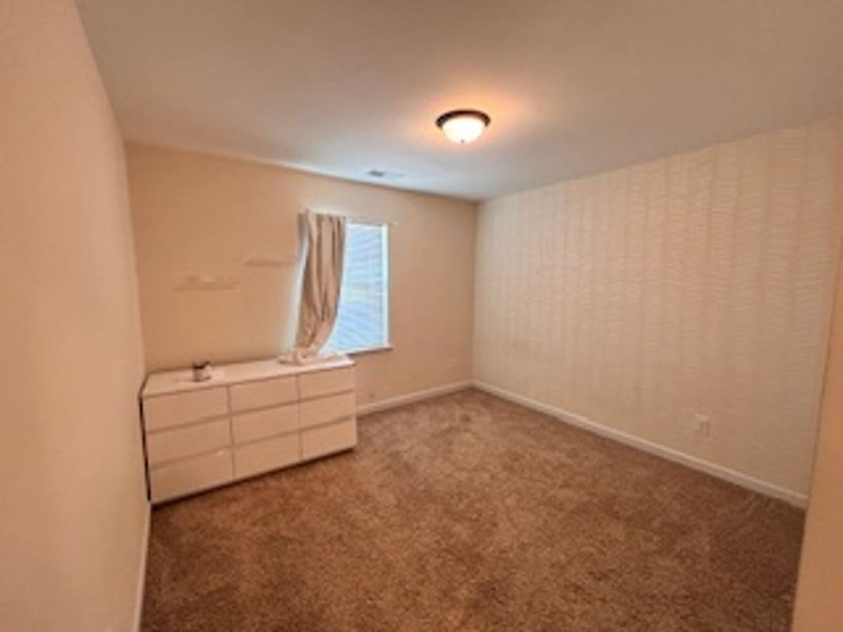 House for rent at 216 Tappi Terrace, Hubert, NC 28539