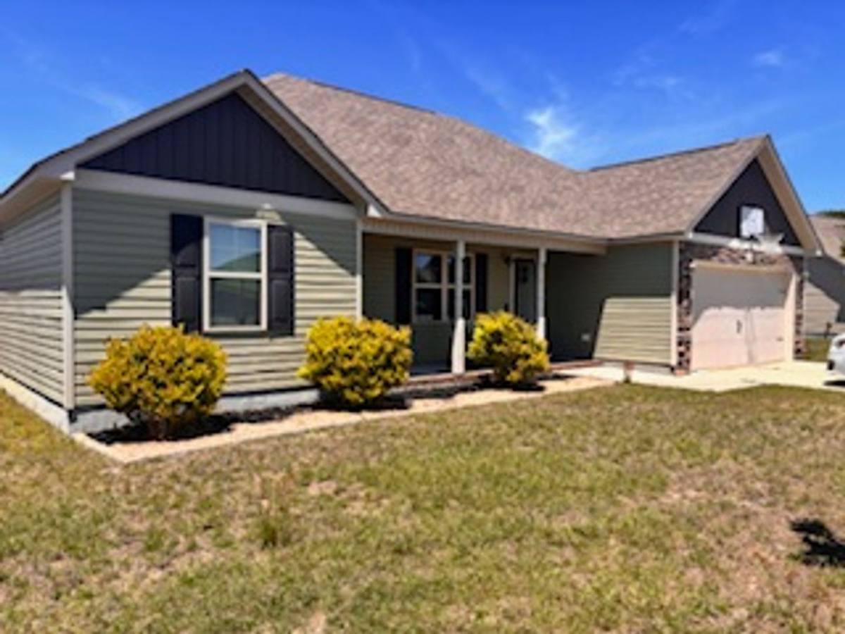 House for rent at 216 Tappi Terrace, Hubert, NC 28539