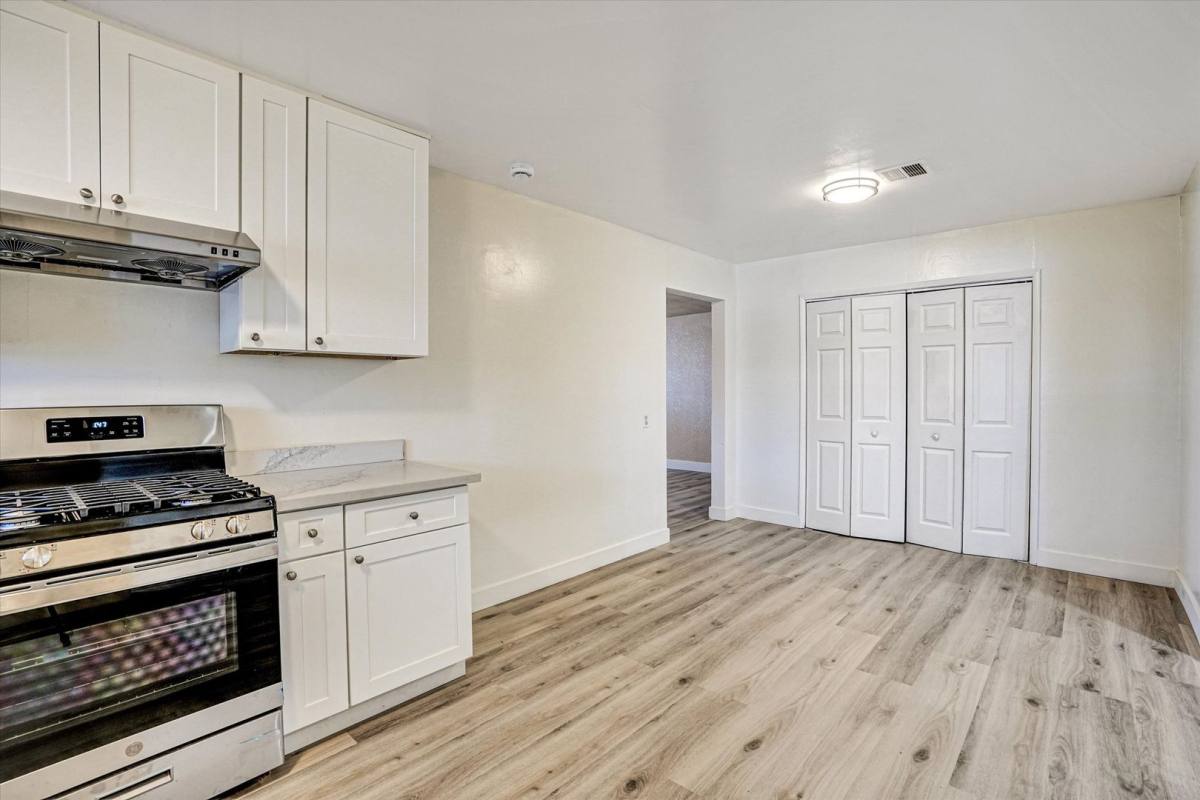 House for rent at 452 Wilshire Ave, Vallejo, CA 94591
