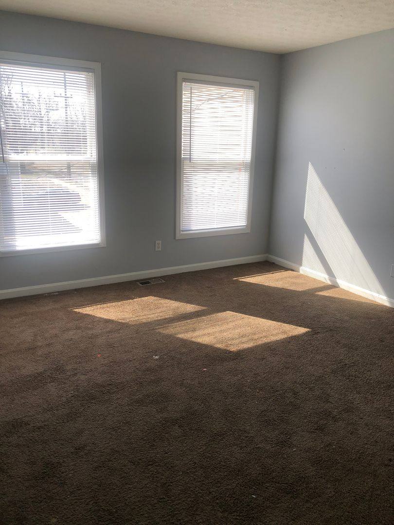 Apartment for rent at 2729 W Chestnut St #KEY, Louisville, KY 40211