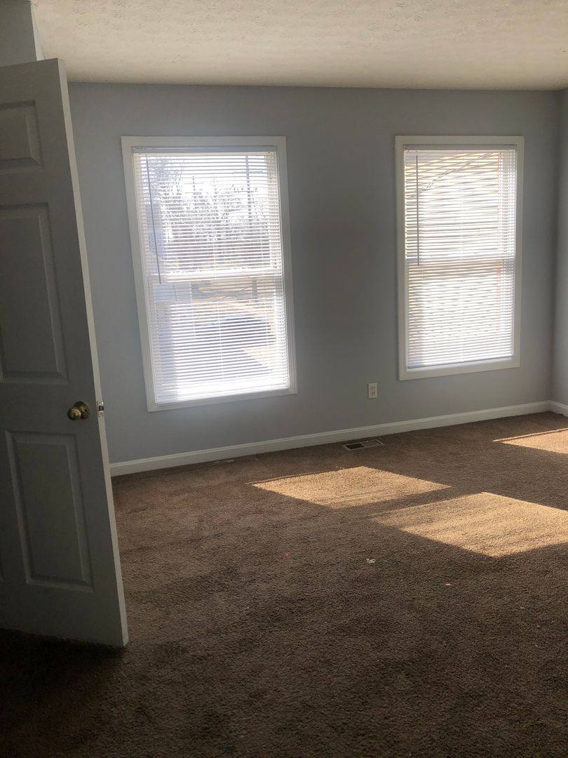 Apartment for rent at 2729 W Chestnut St #KEY, Louisville, KY 40211