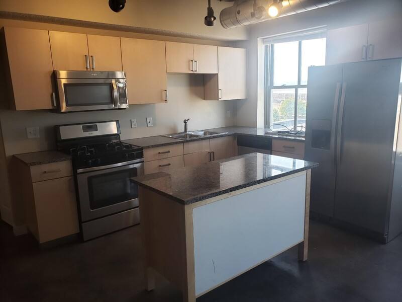 Apartment for rent at 301 E 2nd St, Davenport, IA 52803