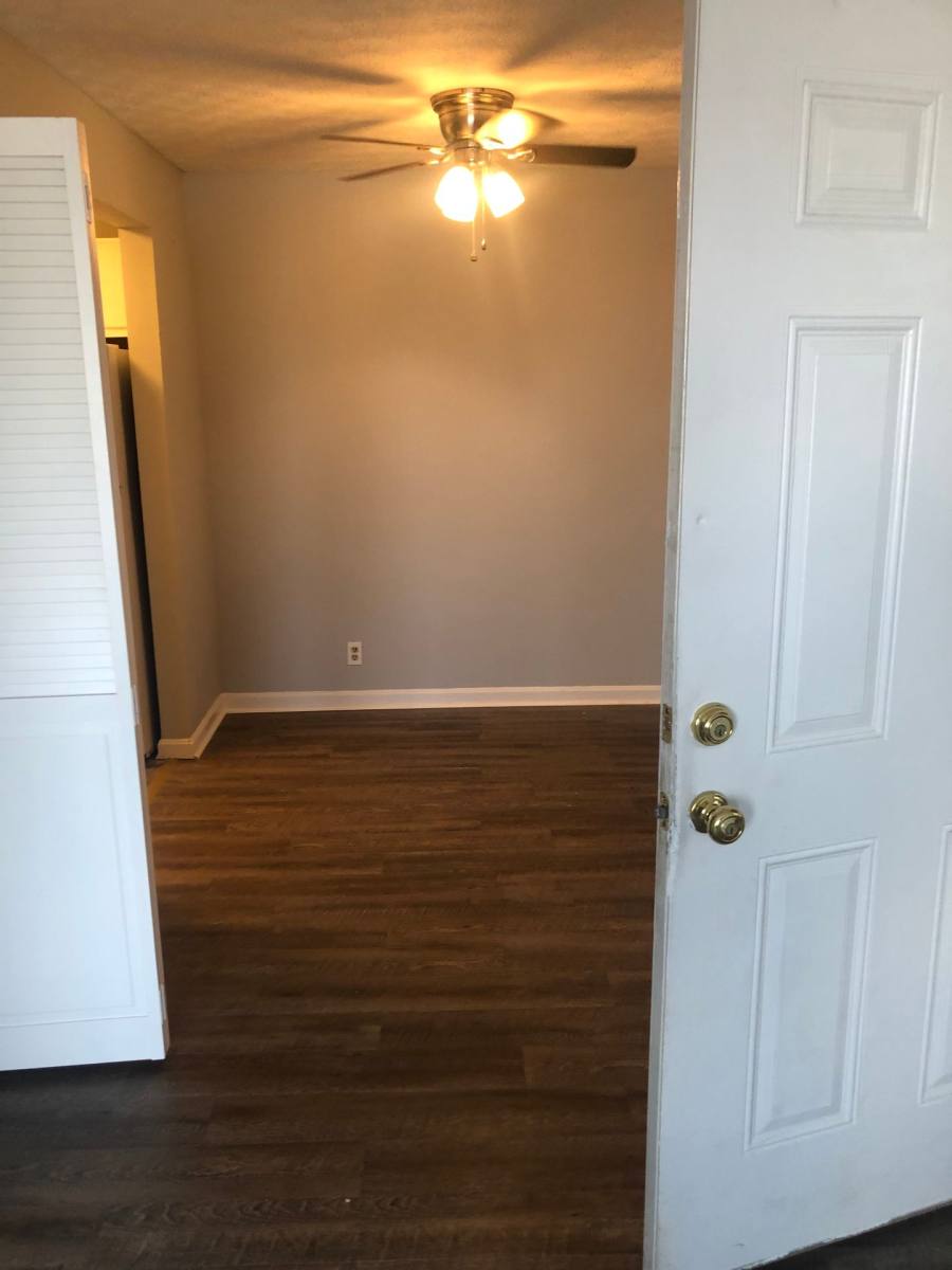 Apartment for rent at 1625 W Jefferson St, Louisville, KY 40203