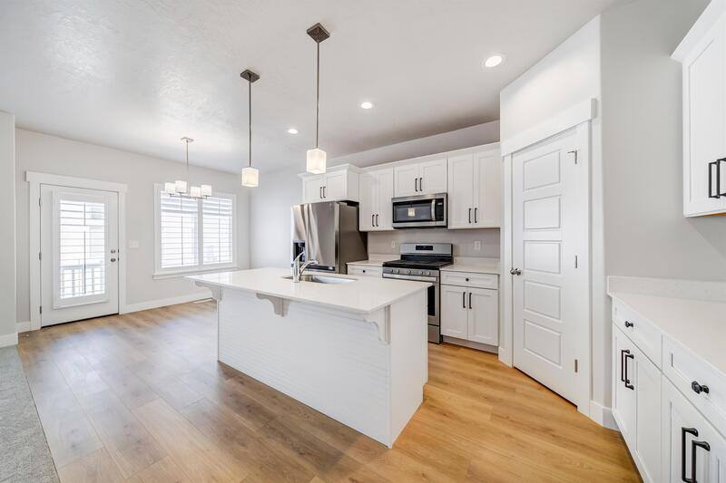 Townhouse for rent at 4165 W 2010 N, Lehi, UT 84043