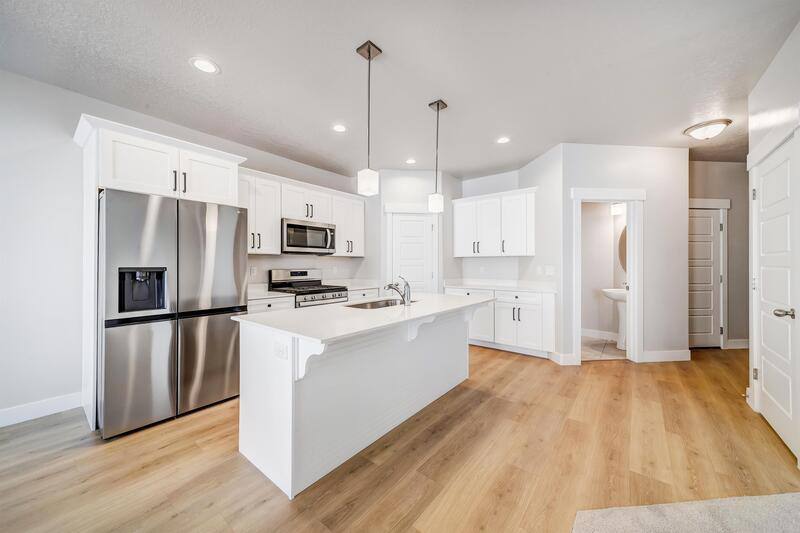 Townhouse for rent at 4165 W 2010 N, Lehi, UT 84043