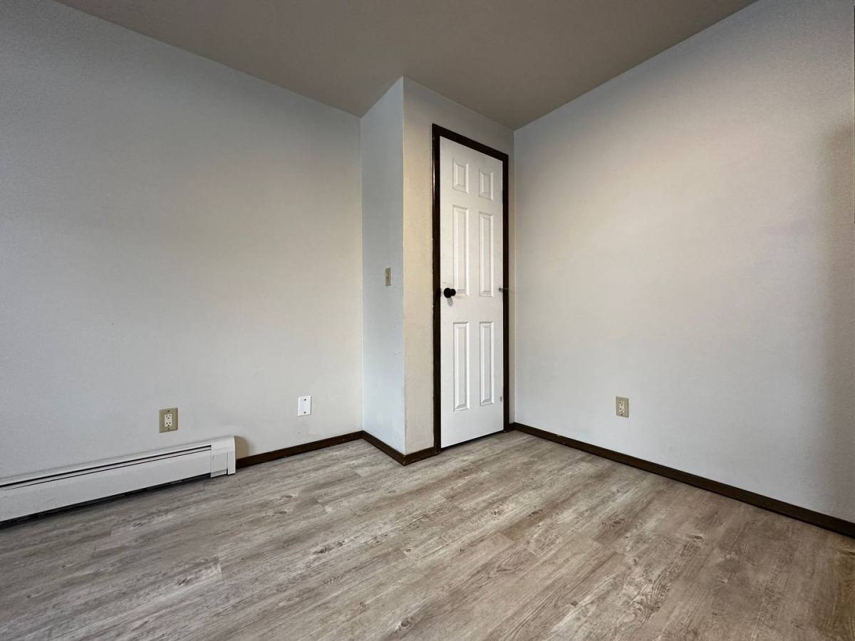 Apartment for rent at 1052 Winter Lane, Green Bay, WI 54302