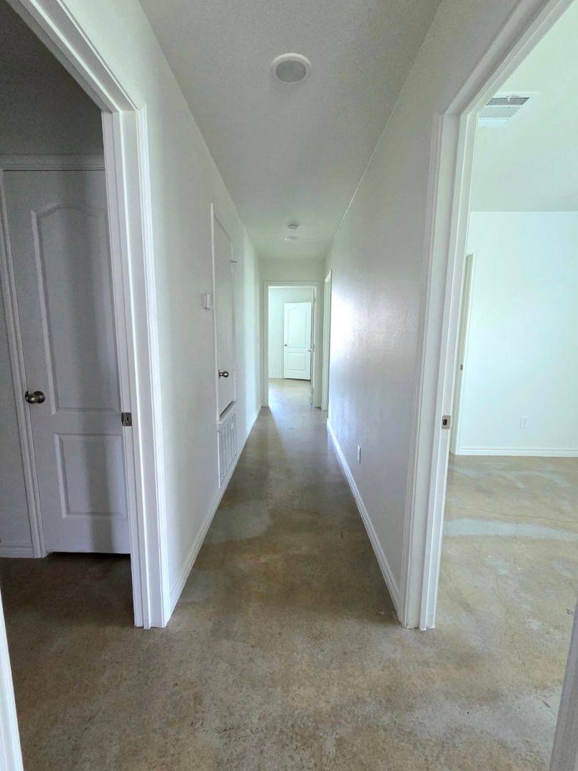 House for rent at 6013 Amelia Earhart Blvd #A, Killeen, TX 76543