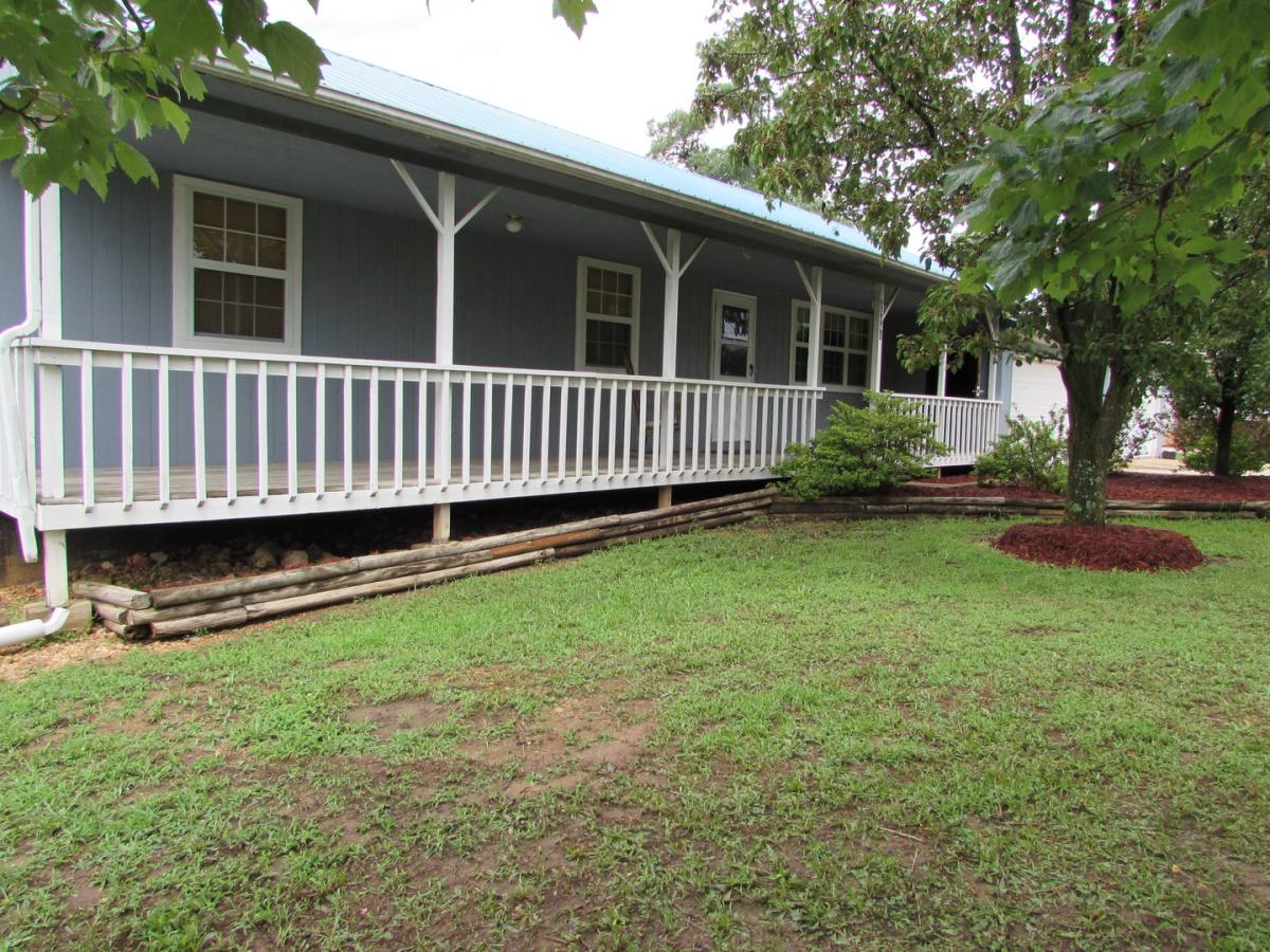 House for rent at 21941 Highway Y, Saint Robert, MO 65584