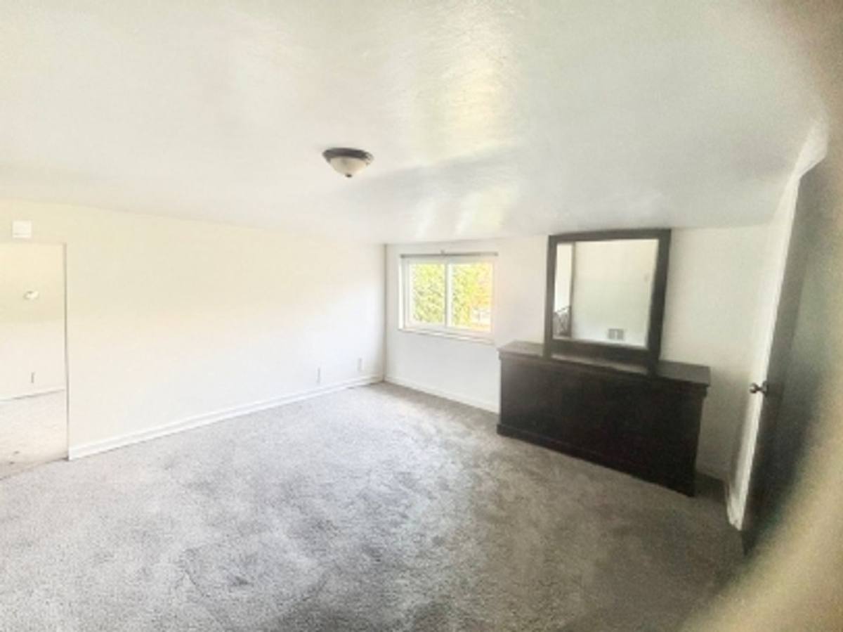Apartment for rent at 2020 Lindsay Rd, Pittsburgh, PA 15221