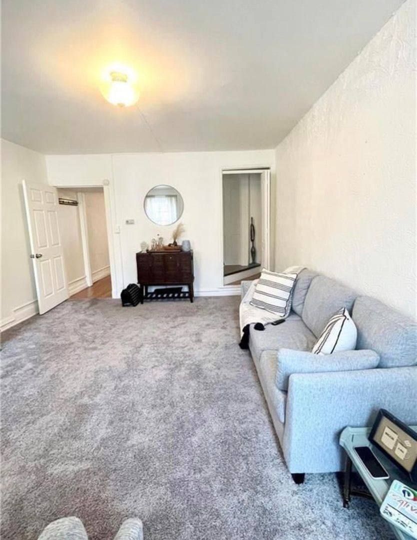House for rent at 224 N 7th St, Allentown, PA 18102