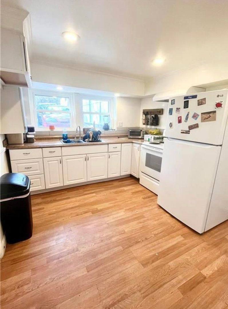 House for rent at 224 N 7th St, Allentown, PA 18102
