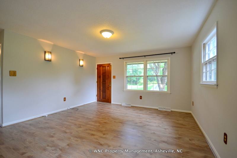 House for rent at 53 Tipperary Dr, Asheville, NC 28806