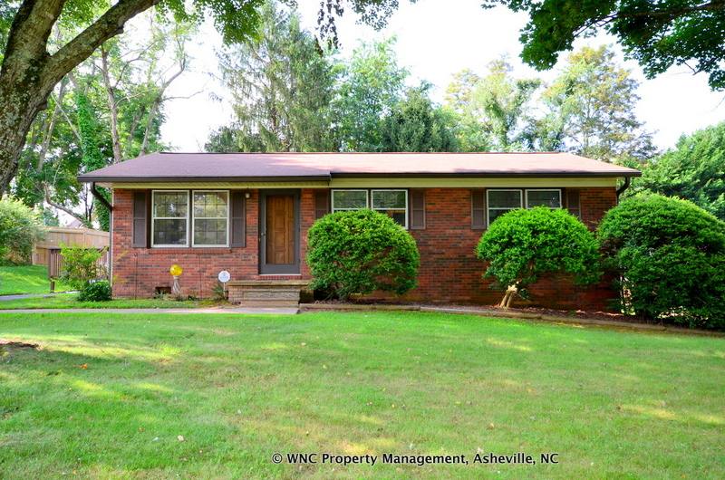 House for rent at 53 Tipperary Dr, Asheville, NC 28806